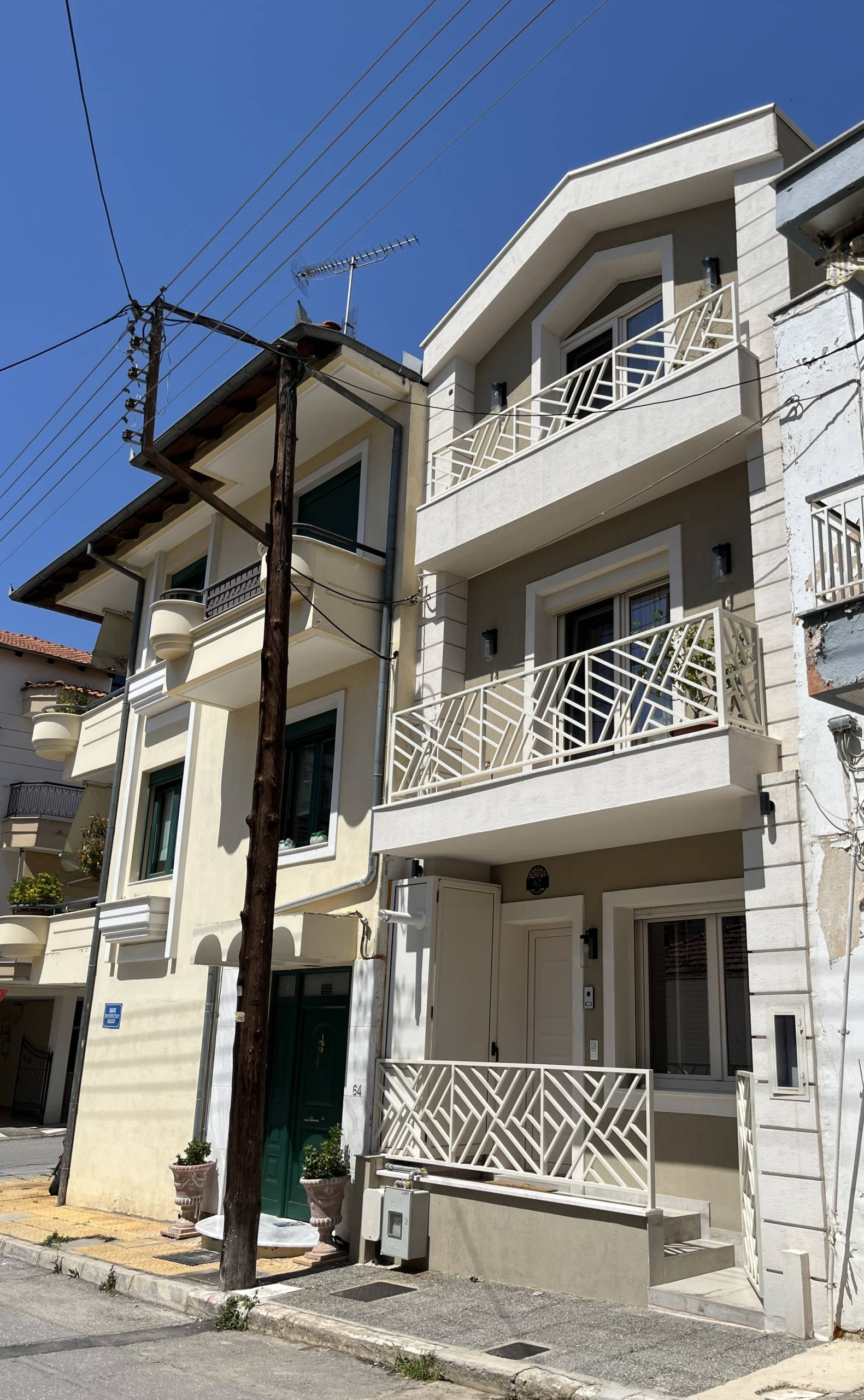 Two-story residence